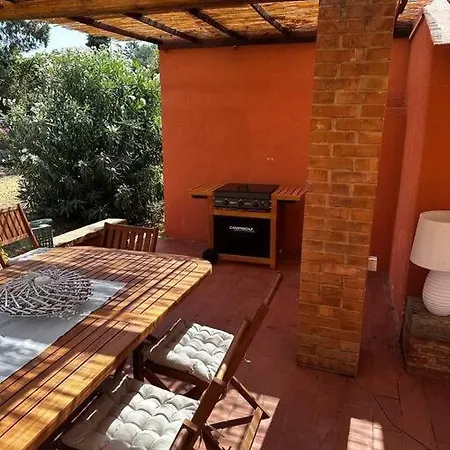 Willa L'ibiscus Brucoli